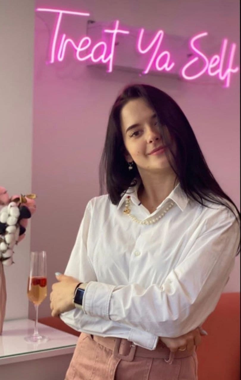 Treat Yo Self